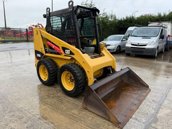 Caterpillar – mini utovarivač – 216B