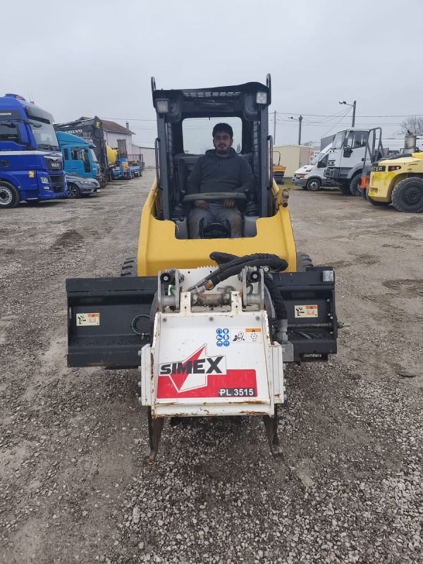 Caterpillar – mini utovarivač – 216B