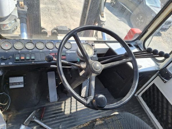 Svetruck – rukovatelj kontejnerom – 80